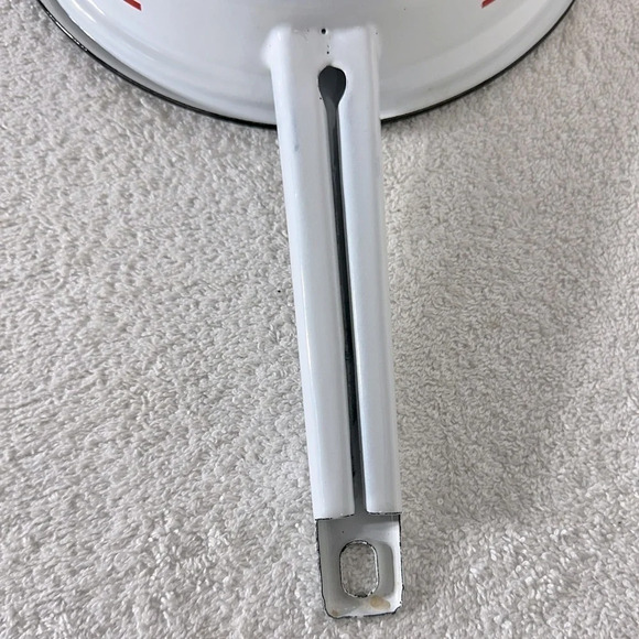 Vintage Chefmate Enamelware White Red Skillet Frying Pan - Picture 9 of 14
